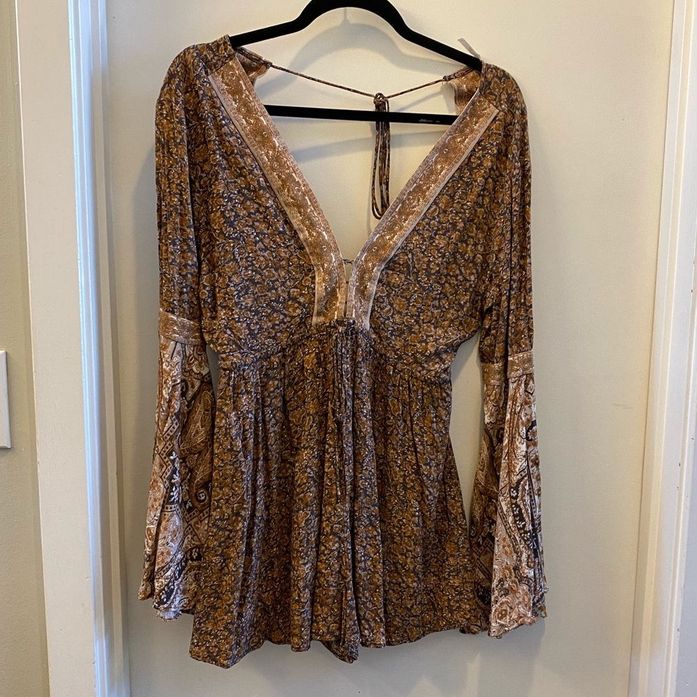 Free people beige long-sleeve romper - small